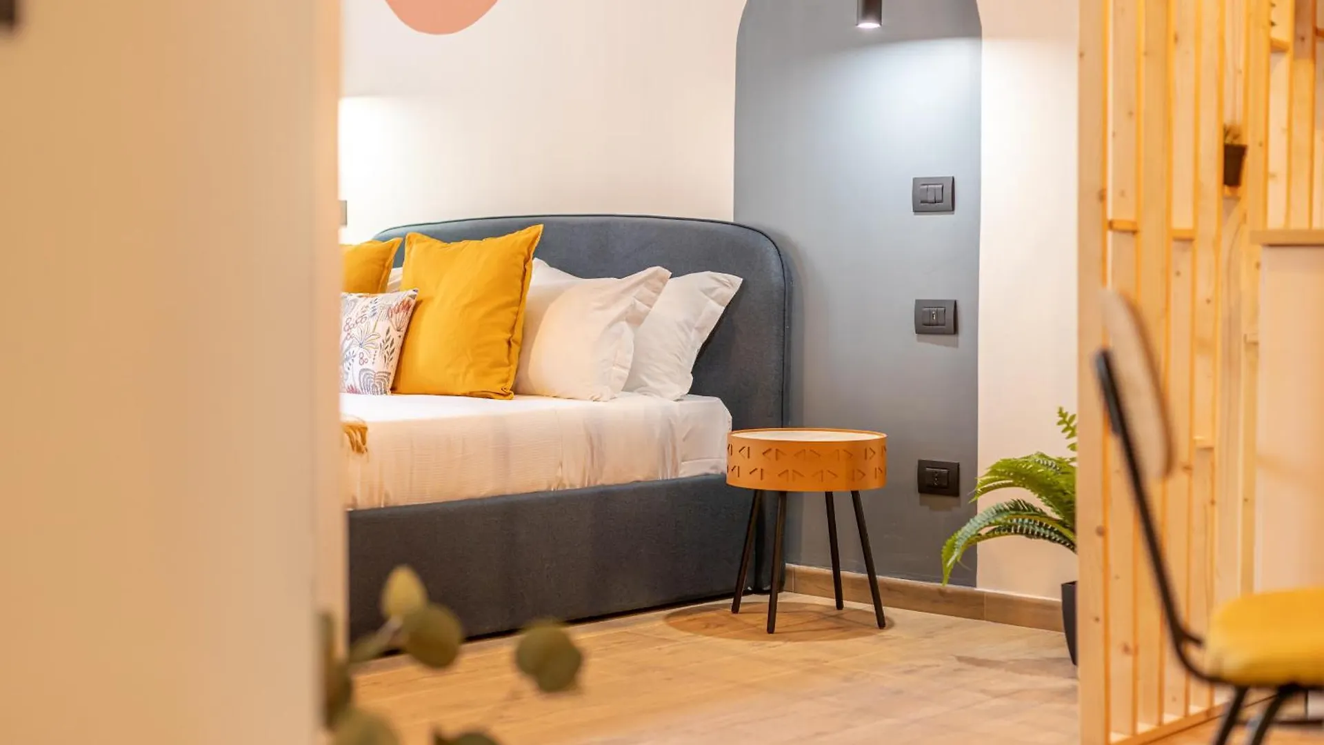 Apartment Ych-Ambra Suite A San Giovanni Rome Italy